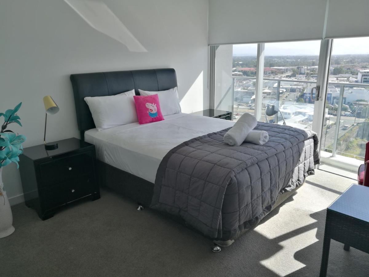 Three-Bedroom Apartment With Amazing View Near Surfers Paradise Gold Coast Zewnętrze zdjęcie