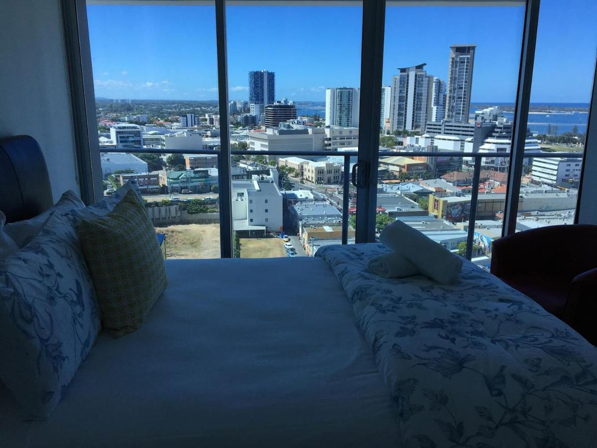 Three-Bedroom Apartment With Amazing View Near Surfers Paradise Gold Coast Zewnętrze zdjęcie