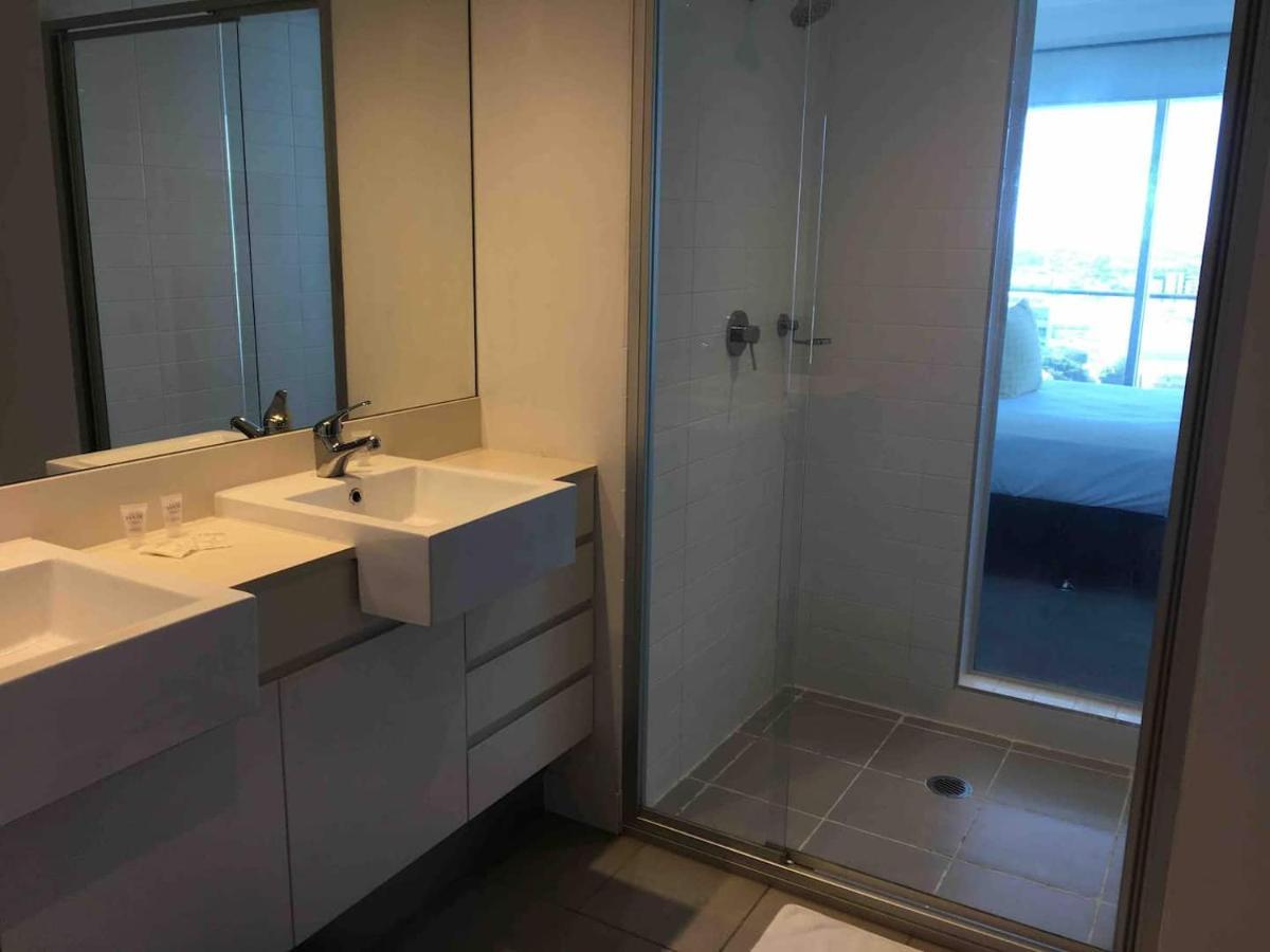 Three-Bedroom Apartment With Amazing View Near Surfers Paradise Gold Coast Zewnętrze zdjęcie